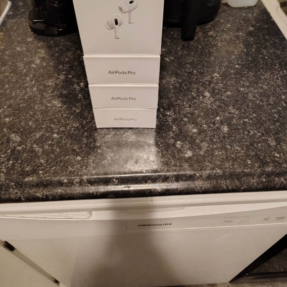Apple AirPods Pro - White